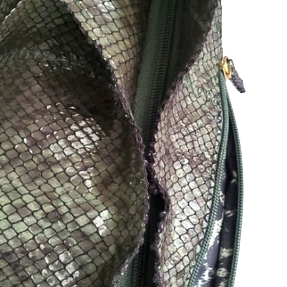 Sondra Roberts Faux Snakeskin Tote‎ Bag Greenish Grey Micro-Scale Print NWOT - Picture 9 of 9